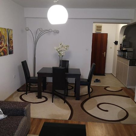 Hello Apartment Skopje Eksteriør bilde